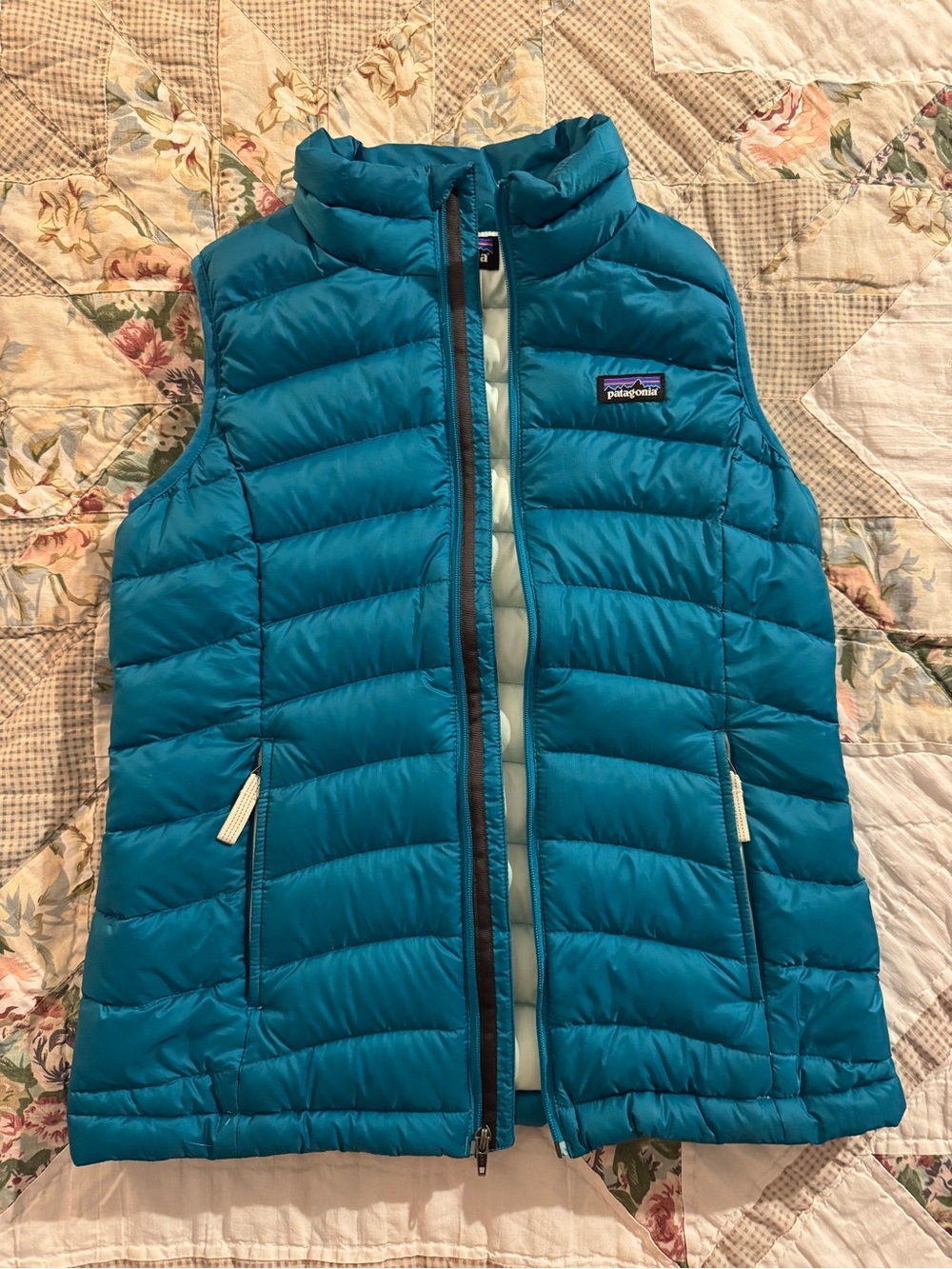 Patagonia Kids Teal Blue Puffy Vest
